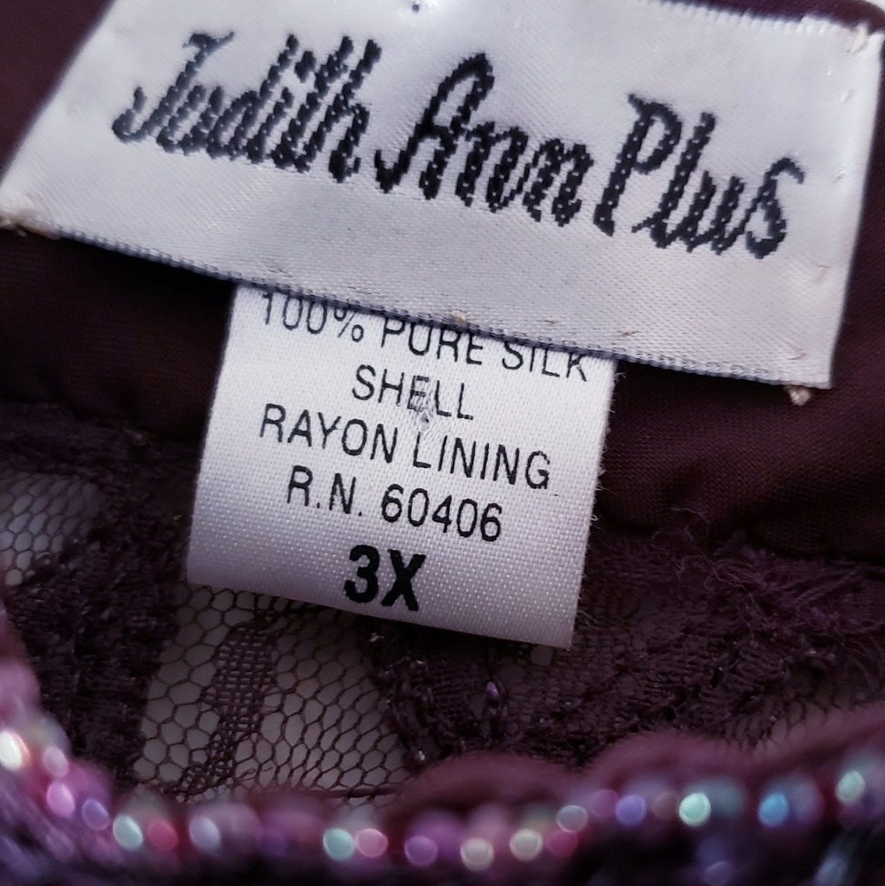 Tunic - Picture 4 of 8